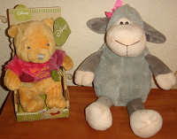 Отдается в дар Игрушки: овечка и мишка Винни Пух