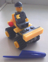 Отдается в дар Мини-конструктор ЛЕГО (LEGO)