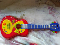 Отдается в дар гитара детская