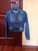Отдается в дар куртка джинсовая укороченная 42 р-р (XS)