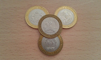 Отдается в дар биметаллические монеты