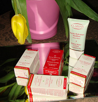 Отдается в дар Косметика Clarins