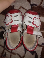 Отдается в дар детские сандали