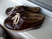 Отдается в дар Детские ботиночки из СССР, на полные ножки или высокий подъем, длина по стельке 17 см.