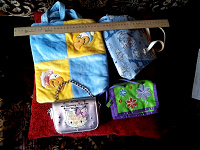 Отдается в дар Сумки-сумочки для девочки.