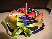Отдается в дар Упаковка для 12 мини-подарков «торт».