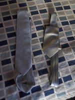 Отдается в дар мужские галстуки