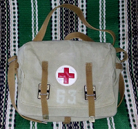 Отдается в дар (ПОДАРЕНО) Армейская медицинская сумка