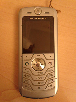 Отдается в дар Motorola SLVR L6