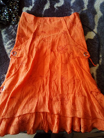 Отдается в дар Оранжевая юбка 42-44