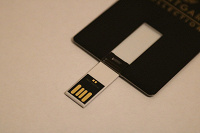 Отдается в дар USB визитки (флешки)
