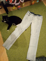 Отдается в дар Мужские зауженные джинсы