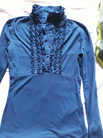 Отдается в дар Женская блузка темно-синяя 42р