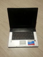Отдается в дар ноутбук roverbook pro 550, не рабочий