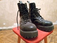 Отдается в дар Ботинки Grinders, р. 42-43