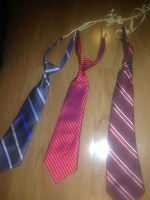 Отдается в дар 3 галстука для мальчика