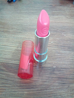Отдается в дар Помада Essence sheer&shine #11