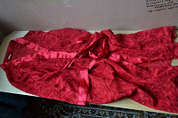 Отдается в дар Красный халат