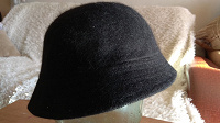 Отдается в дар шляпка осень-зима, не морозная.