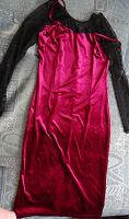 Отдается в дар Нарядное бордовое платье 42 р.