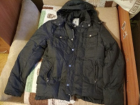 Отдается в дар Куртка зимняя мужская 44 размер.