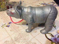 Отдается в дар Игрушка: носорог