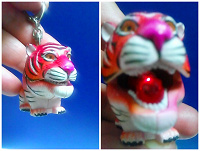 Отдается в дар Брелок в виде тигра с подсветкой