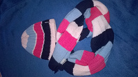 Отдается в дар Веселый комплект шапка+шарф