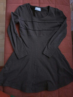 Отдается в дар платье-стрейч темно-коричневое, размер 44-46