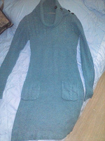 Отдается в дар Платье-свитер 44-го размера.