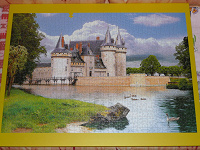 Отдается в дар Пазл «Замок Сюлли. Франция»