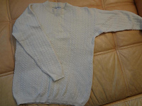 Отдается в дар мужской белоснежный свитер Modissima