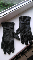 Отдается в дар Чёрные перчатки маленького размера