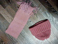 Отдается в дар Комплект розовый шапка шарф