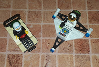 Отдается в дар Лего. 2 игрушки