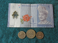 Отдается в дар 3 монеты и 1 банкнота Малайзии