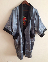 Отдается в дар халат-кимоно двухсторонний