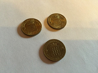 Отдается в дар Три монеты