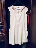 Отдается в дар Шикарное льняное белое платье 42 размера