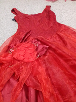 Отдается в дар Красное платье