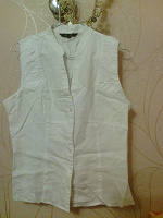Отдается в дар Белые блузки и юбка
