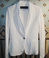 Отдается в дар Пиджак белый трикотажный на подкладке от Zara, р-р М (44)