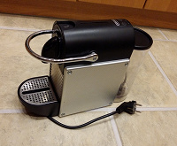 Отдается в дар Капсульная кофемашина Delonghi