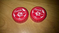 Отдается в дар 8 баллов Кока-Кола с мячиками