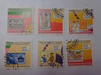 Отдается в дар Серия марок скауты. Гвинея