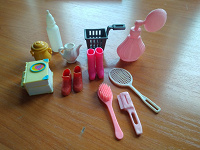 Отдается в дар игрушки для куклы Барби