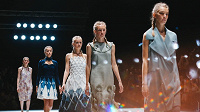 Отдается в дар Приглашение на показы Mercedes-Benz Fashion Week Russia 15 марта