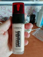 Отдается в дар Тональный крем L'OREAL