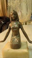 Отдается в дар статуэтка египетской жрицы, латунь, СССР