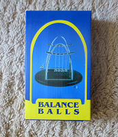 Отдается в дар Отдам настольную игрушку «Balance ball» шары на леске.